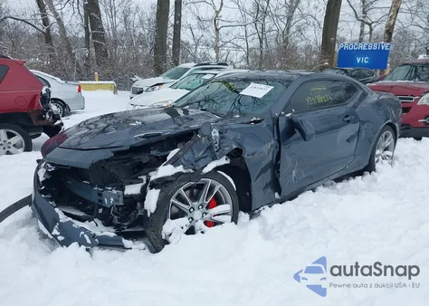 2021 Chevrolet Camaro Rwd Lt1 z USA, uszkodzony, nr VIN 1G1FF1R78M0135899